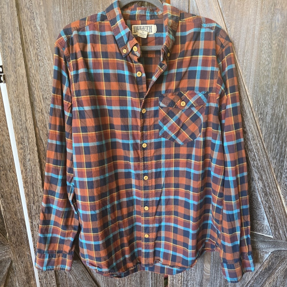 Duluth Trading Co Shirt Men's Size XL Brown Blue Plaid Button Up Slim Fit